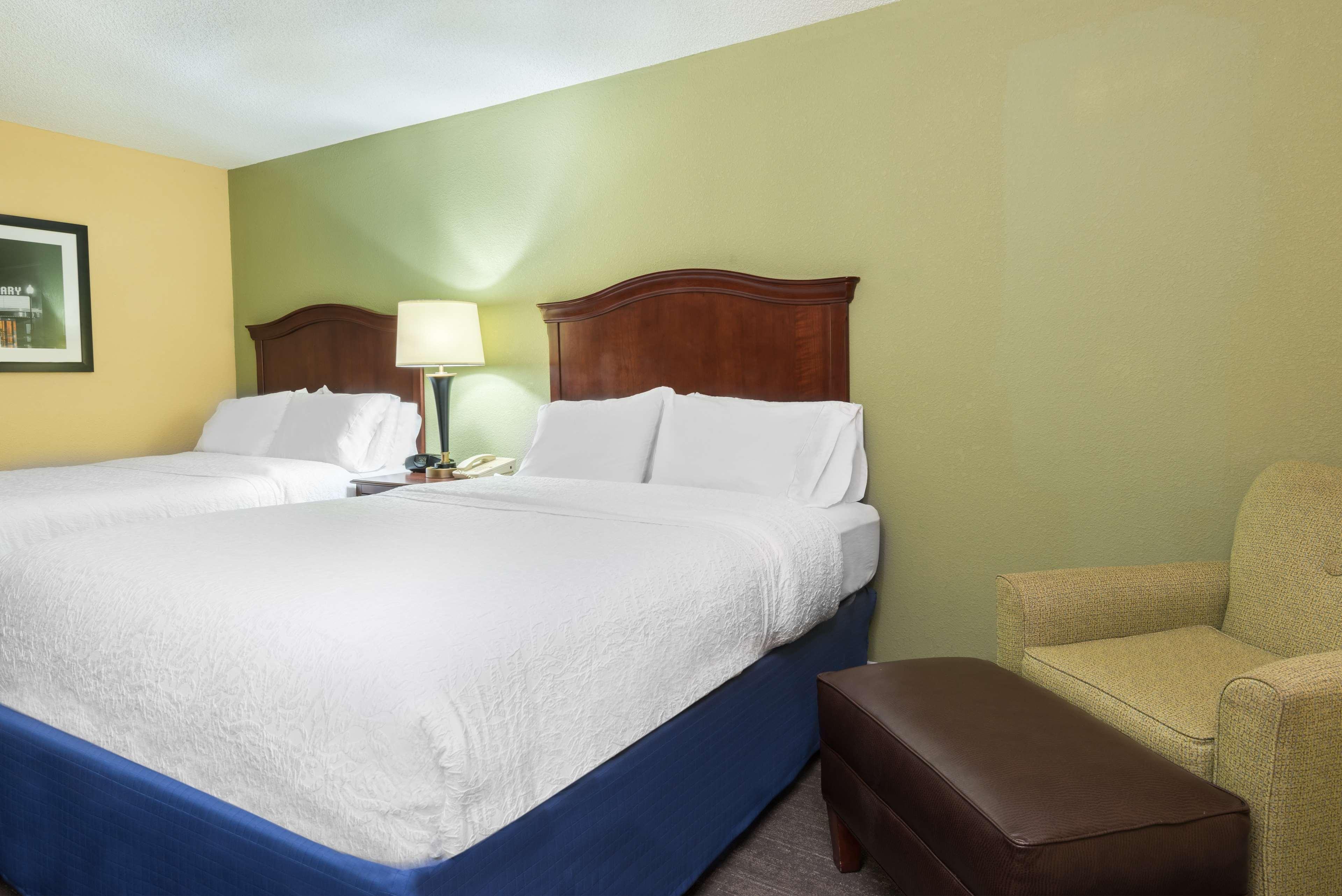 Hampton Inn Raleigh Cary Exterior foto