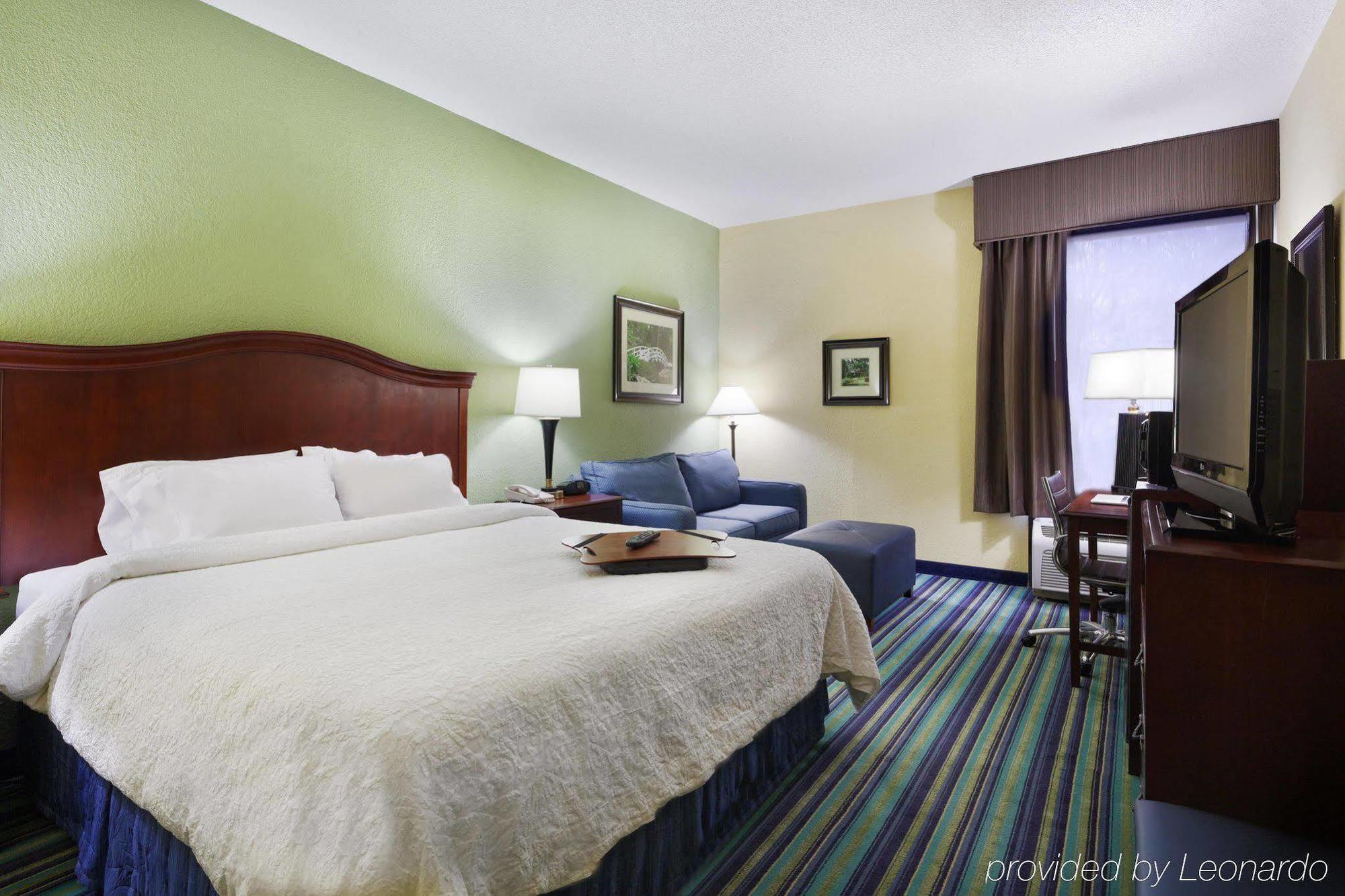 Hampton Inn Raleigh Cary Exterior foto