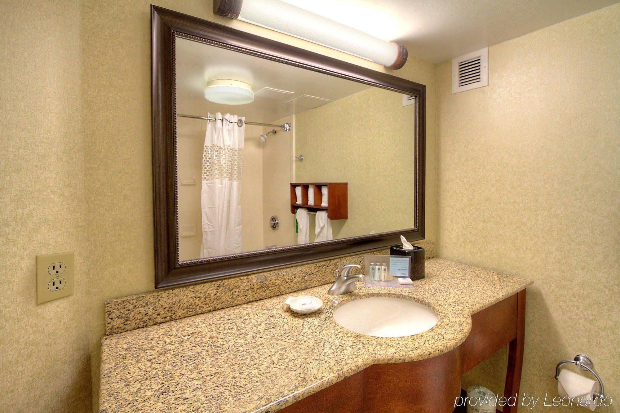 Hampton Inn Raleigh Cary Quarto foto